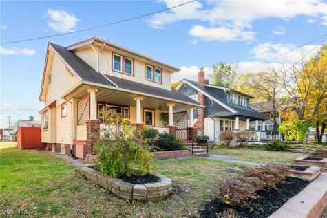 2027 Treadway Avenue Cleveland OH 44109