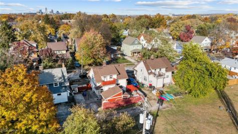 2027 Treadway Avenue Cleveland OH 44109