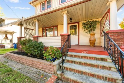 2027 Treadway Avenue Cleveland OH 44109