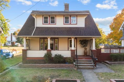 2027 Treadway Avenue Cleveland OH 44109