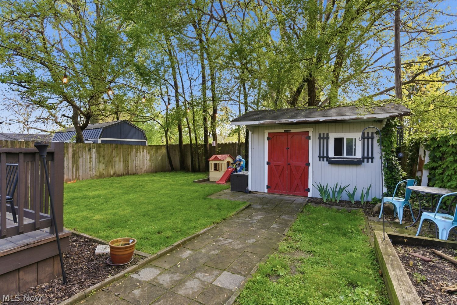 1333 Beach Avenue Lakewood OH 44107