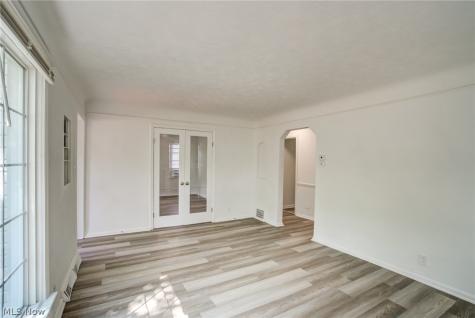 217 Grand Boulevard Bedford OH 44146