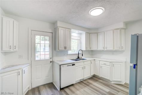217 Grand Boulevard Bedford OH 44146