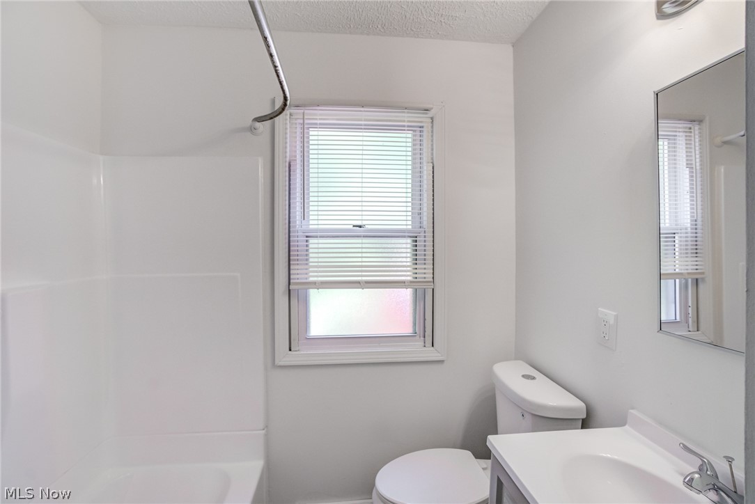 217 Grand Boulevard Bedford OH 44146