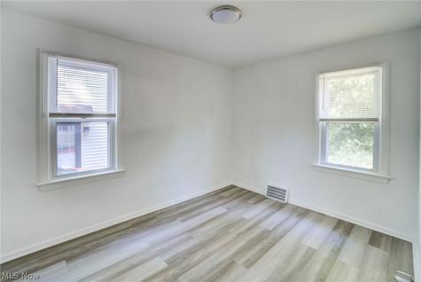 217 Grand Boulevard Bedford OH 44146
