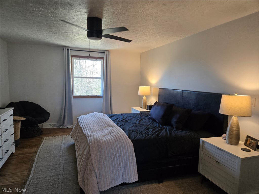 9994 Bimeler Street NE Bolivar OH 44612