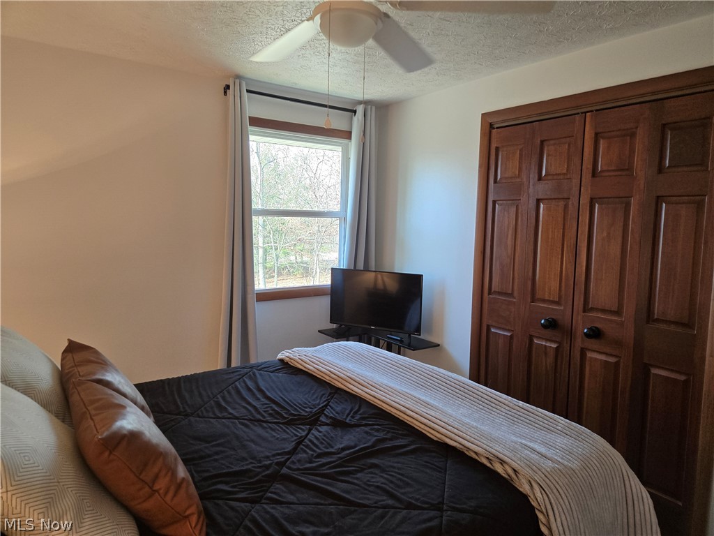 9994 Bimeler Street NE Bolivar OH 44612