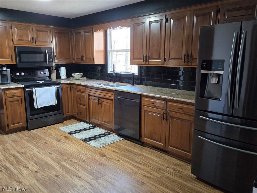 9994 Bimeler Street NE Bolivar OH 44612