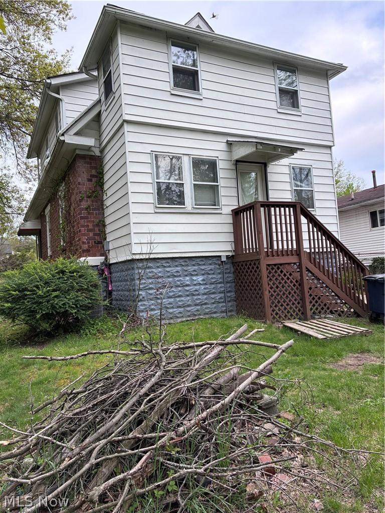 1546 White Avenue Akron OH 44307