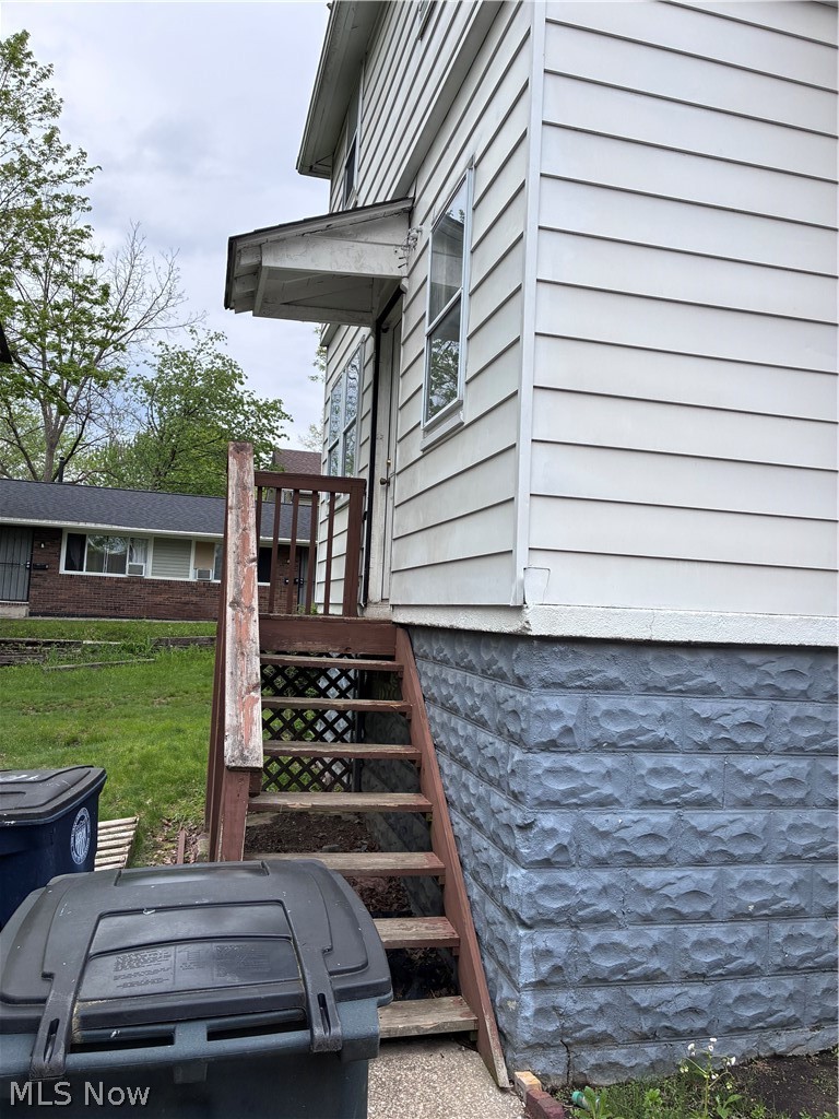 1546 White Avenue Akron OH 44307