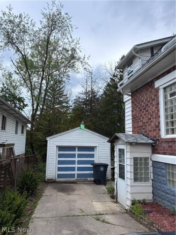White Avenue Akron OH 44307