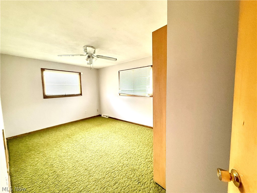 2207 Oaklawn Drive Parma OH 44134