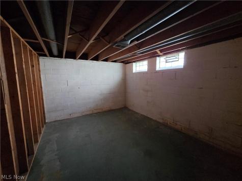 1565 E 332nd Street Eastlake OH 44095