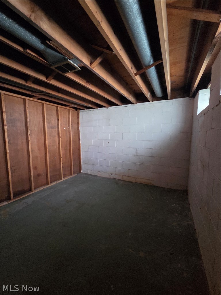1565 E 332nd Street Eastlake OH 44095