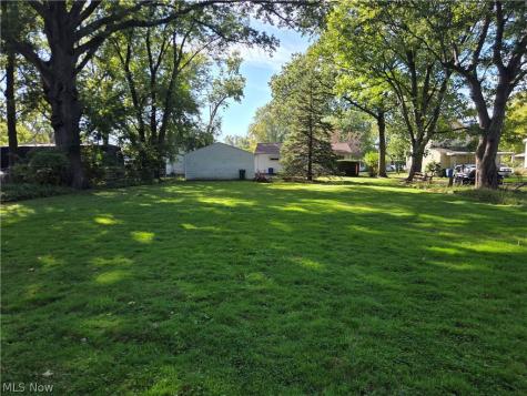 1565 E 332nd Street Eastlake OH 44095