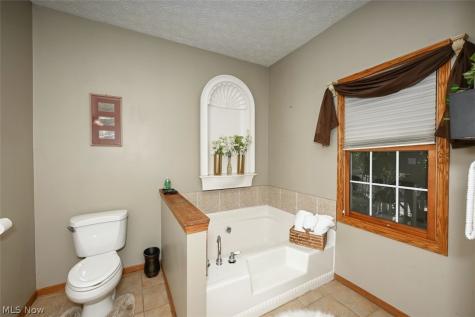 3338 Blessing Lane Kent OH 44240