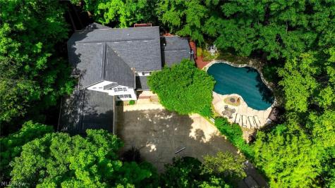 3338 Blessing Lane Kent OH 44240