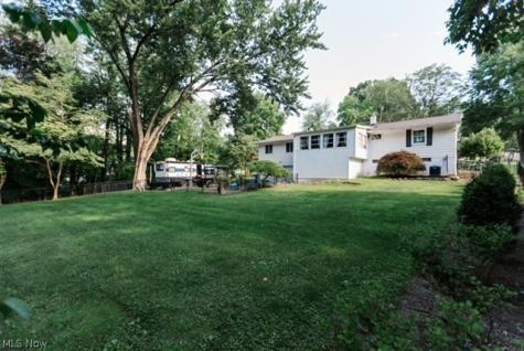 6596 Ivyhill Drive NW Canal Fulton OH 44614