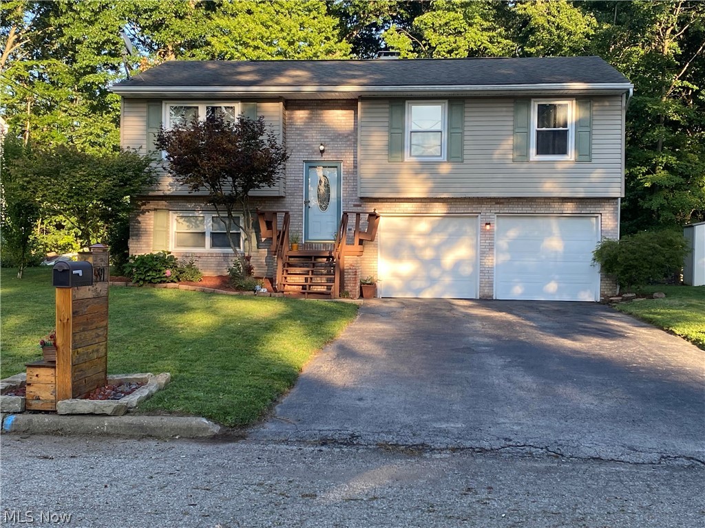 91 Hillview Drive Hubbard OH 44425