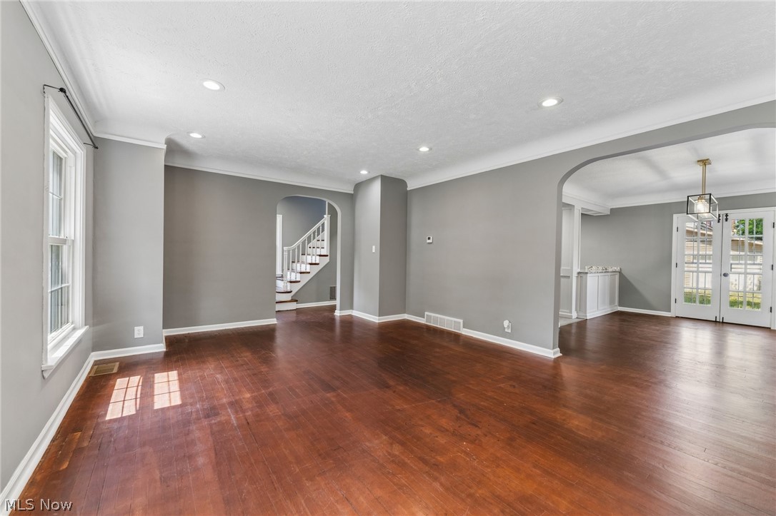 16809 Scottsdale Boulevard Shaker Heights OH 44120