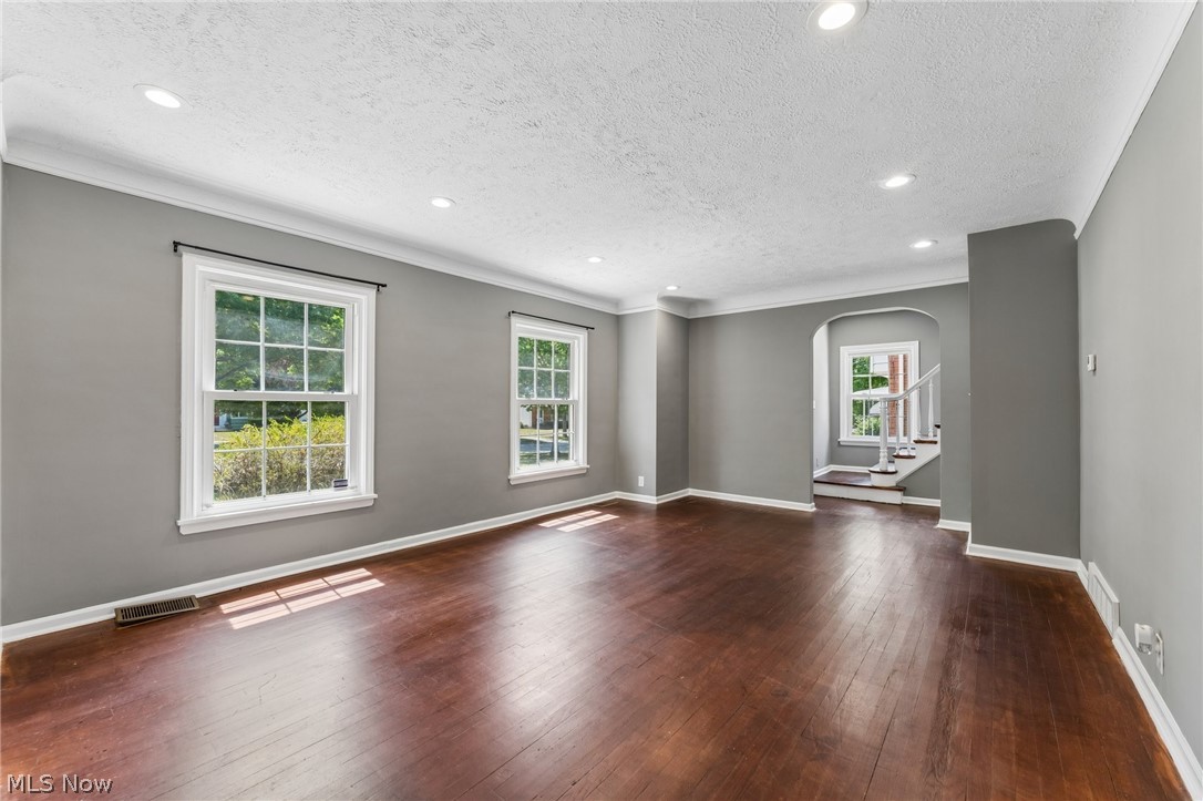 16809 Scottsdale Boulevard Shaker Heights OH 44120