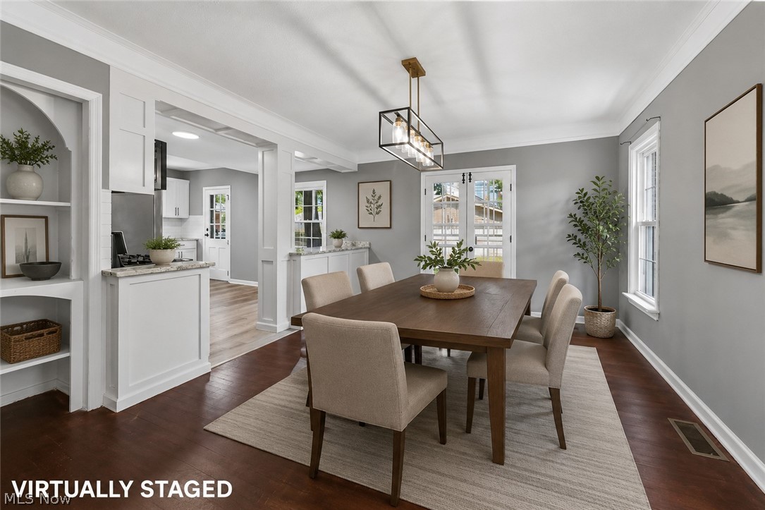 16809 Scottsdale Boulevard Shaker Heights OH 44120