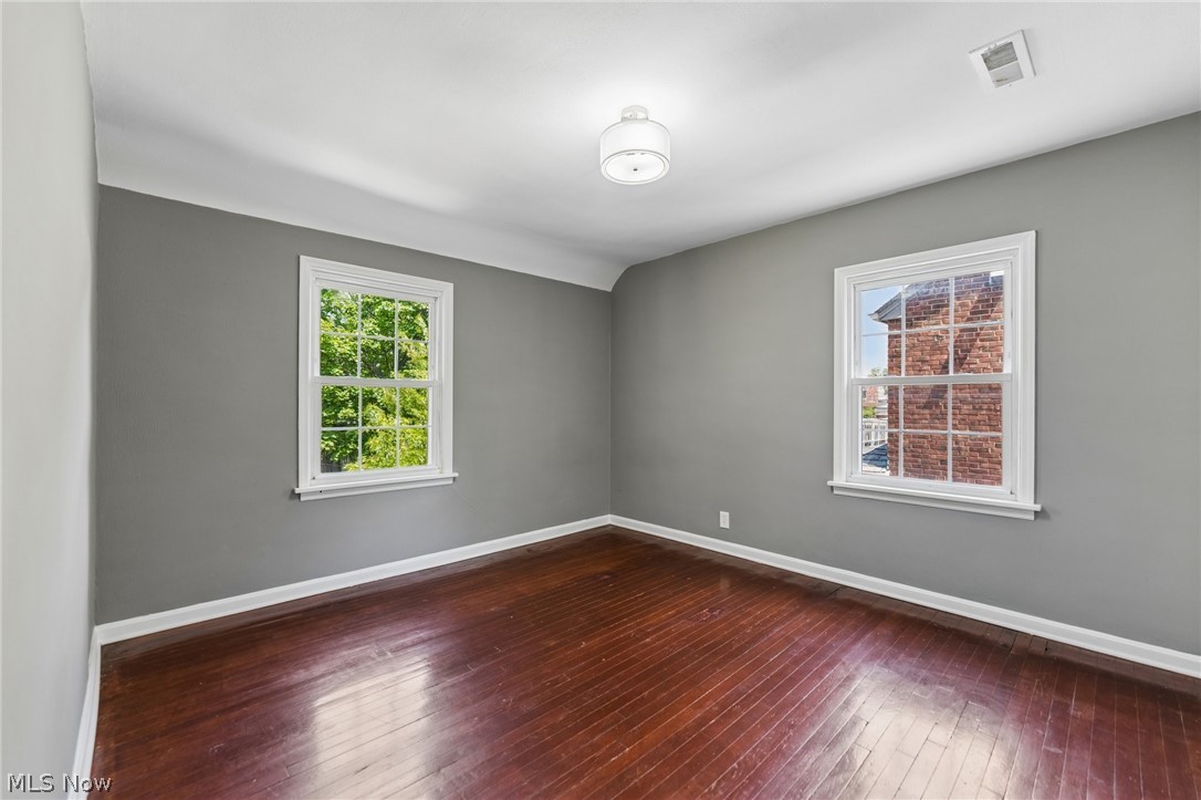 16809 Scottsdale Boulevard Shaker Heights OH 44120