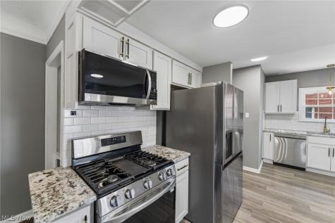 16809 Scottsdale Boulevard Shaker Heights OH 44120