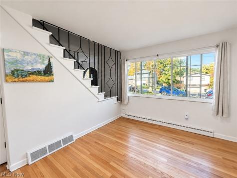 607 Castle Boulevard Akron OH 44313