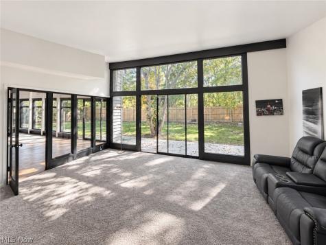 607 Castle Boulevard Akron OH 44313