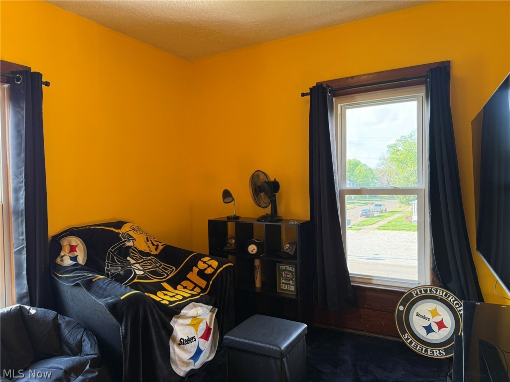 605 S River Street Newcomerstown OH 43832
