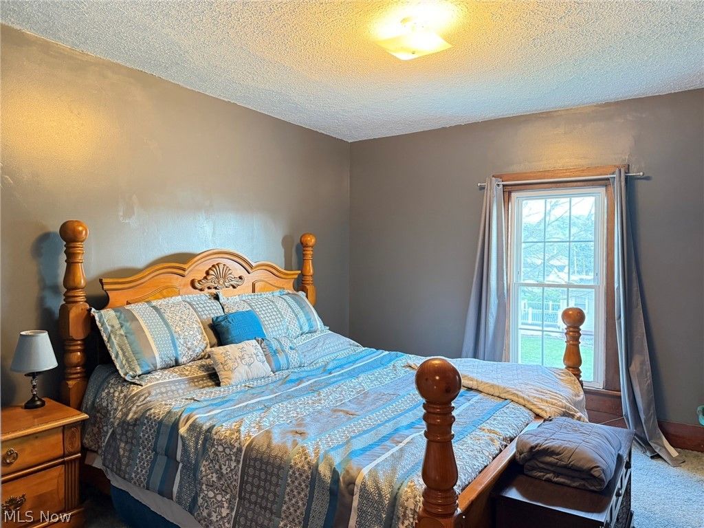 605 S River Street Newcomerstown OH 43832