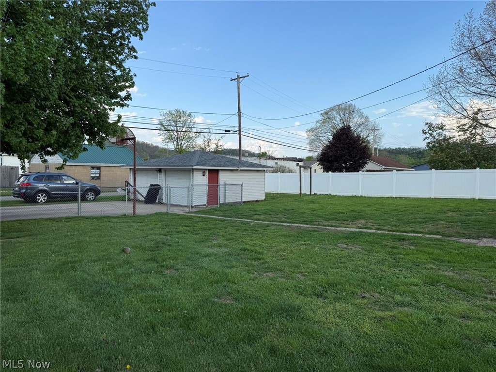 605 S River Street Newcomerstown OH 43832
