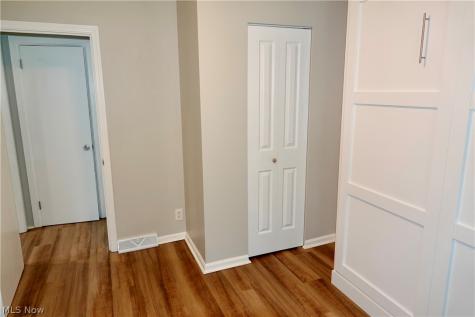 1325 Elmwood Road Mayfield Heights OH 44124