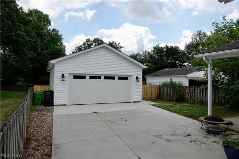 1325 Elmwood Road Mayfield Heights OH 44124