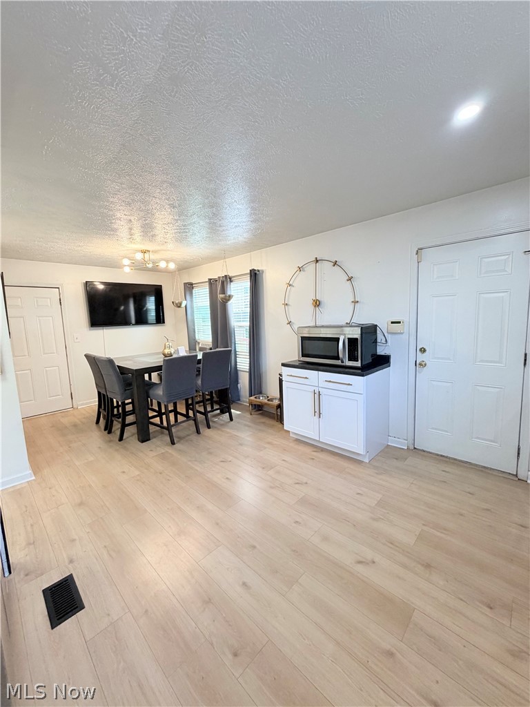 7712 Spafford Road Cleveland OH 44105