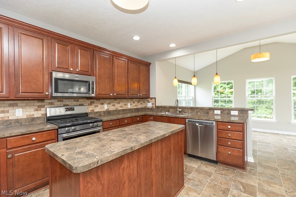 37860 Avalon Drive North Ridgeville OH 44039