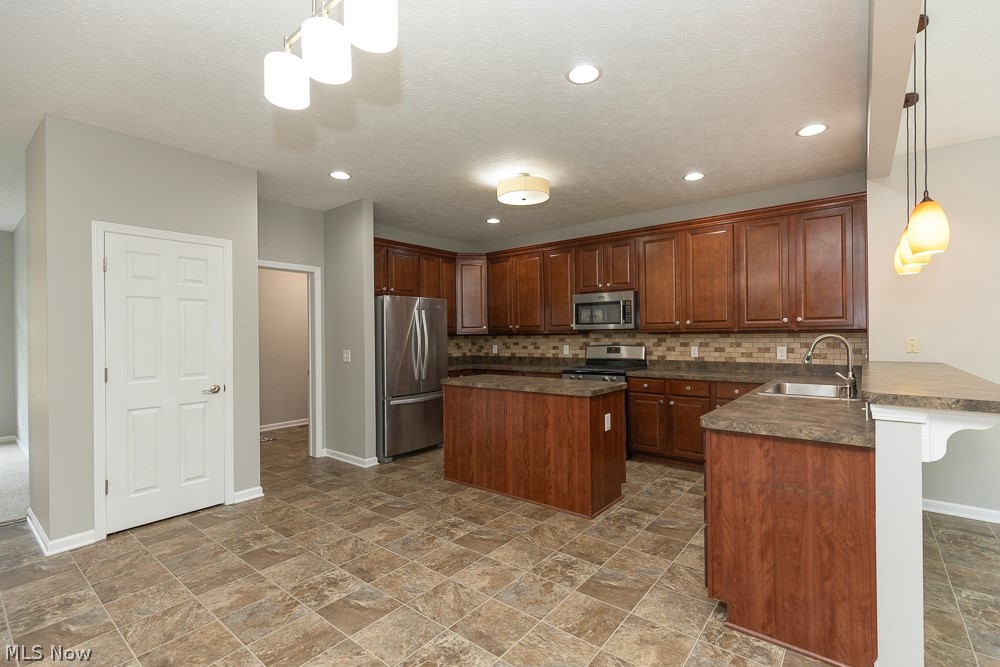 37860 Avalon Drive North Ridgeville OH 44039
