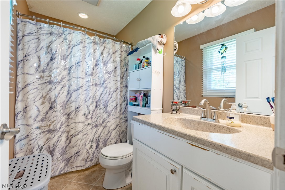 5201 12th Street NE East Canton OH 44730