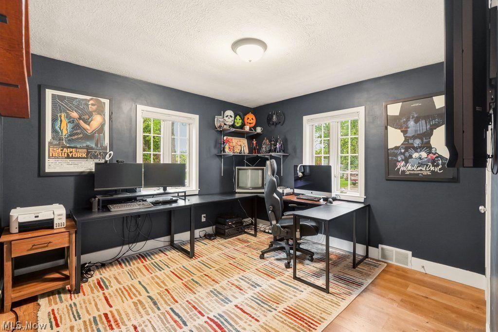 3117 Mayfield Road Silver Lake OH 44224
