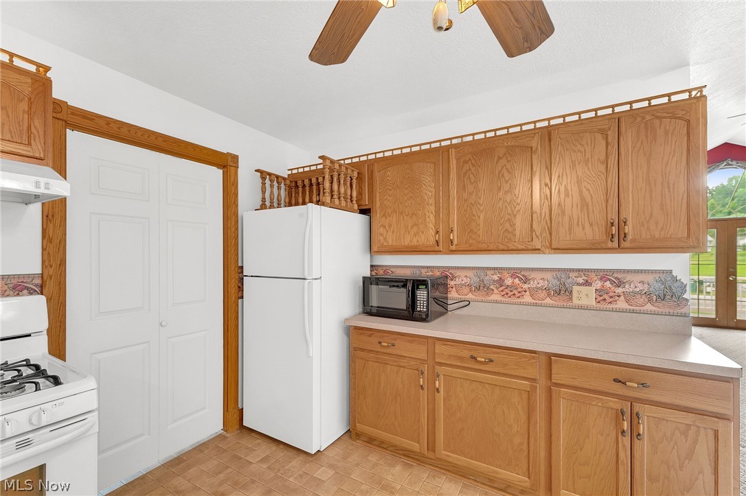 1 Cherokee Trail Malvern OH 44644