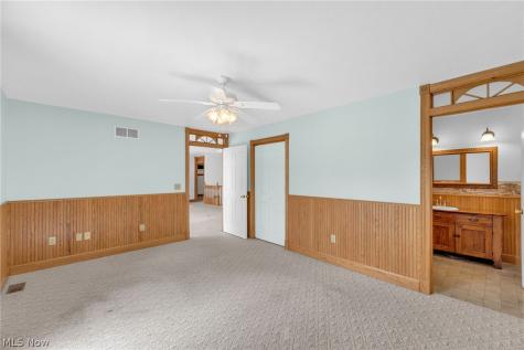 1 Cherokee Trail Malvern OH 44644