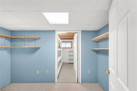 1 Cherokee Trail Malvern OH 44644