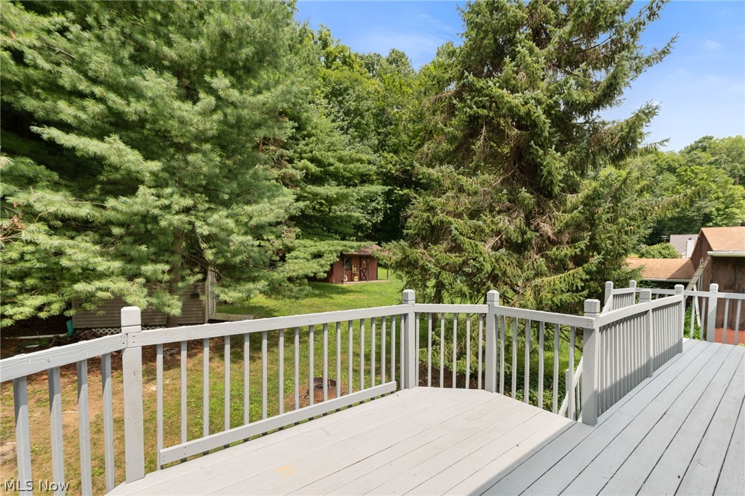 1 Cherokee Trail Malvern OH 44644