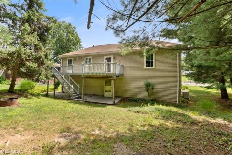 1 Cherokee Trail Malvern OH 44644