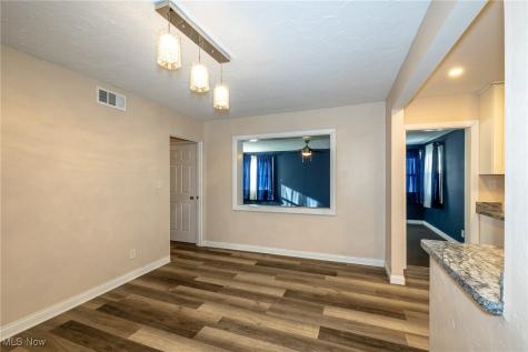 670 Hemlock Drive Euclid OH 44132