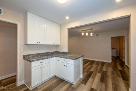 670 Hemlock Drive Euclid OH 44132