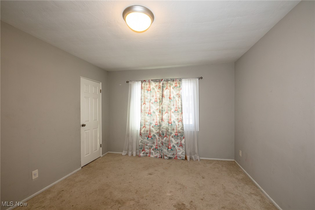 670 Hemlock Drive Euclid OH 44132