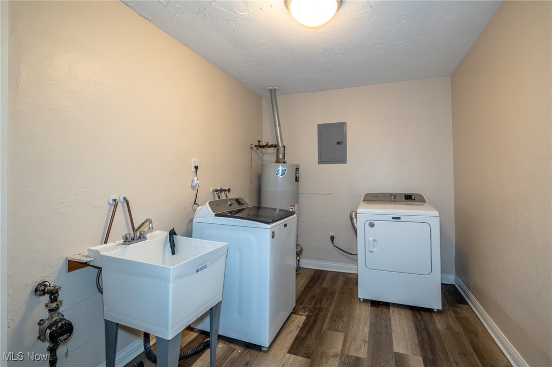 670 Hemlock Drive Euclid OH 44132