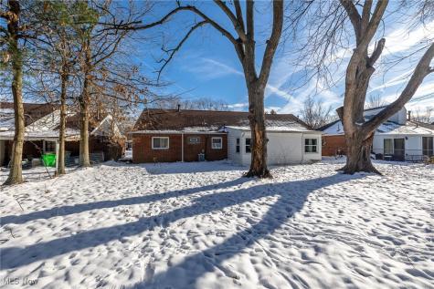 670 Hemlock Drive Euclid OH 44132